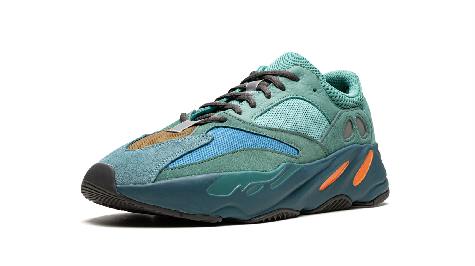 YEEZY BOOST 700 "Faded Azure"