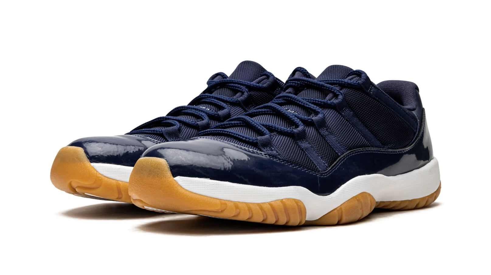 Air Jordan 11 Retro Low "Navy/Gum"